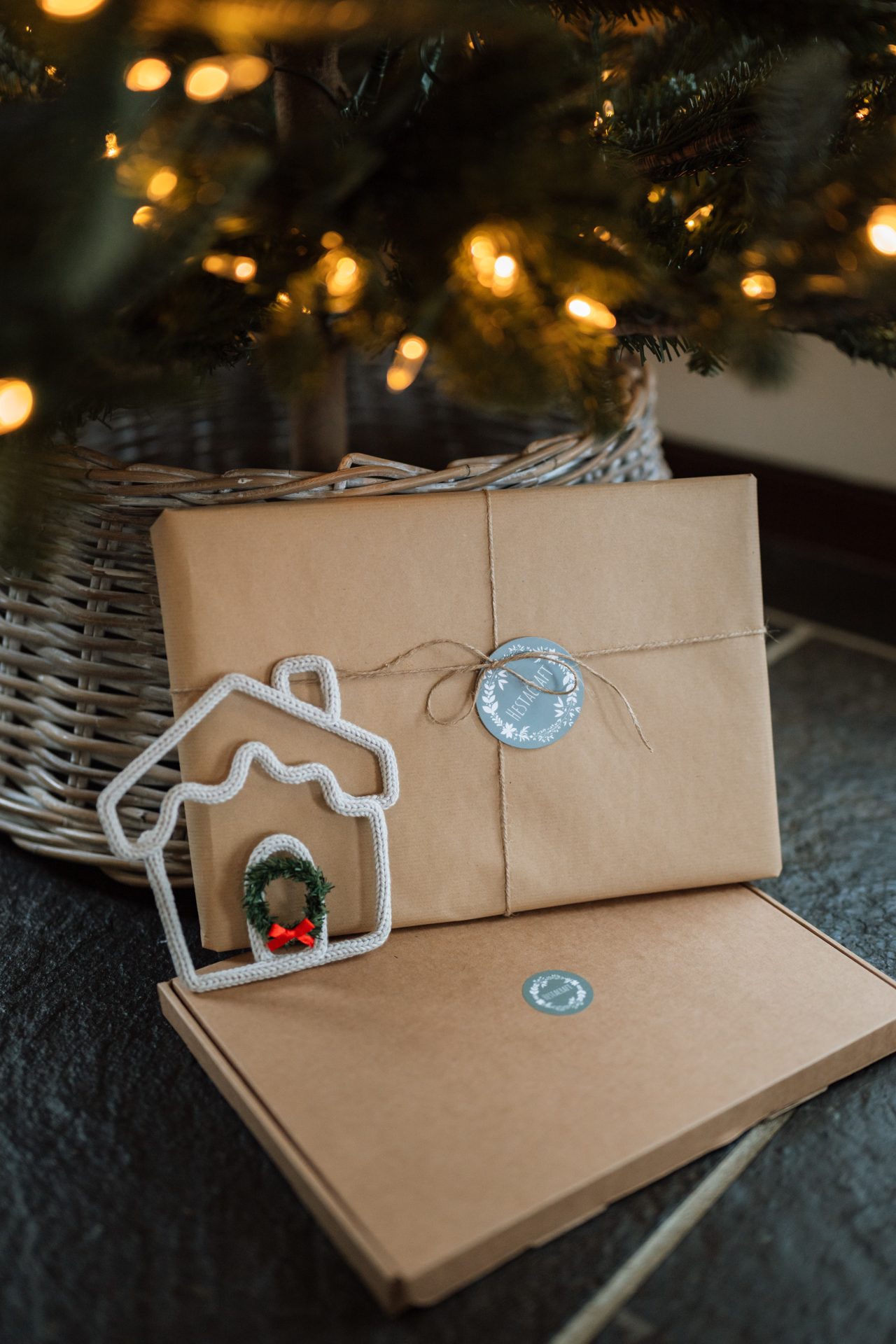 Christmas Cottage - Image 4